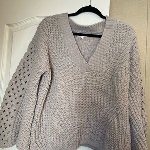 Pink Lily V-Neck Sweater - Cream